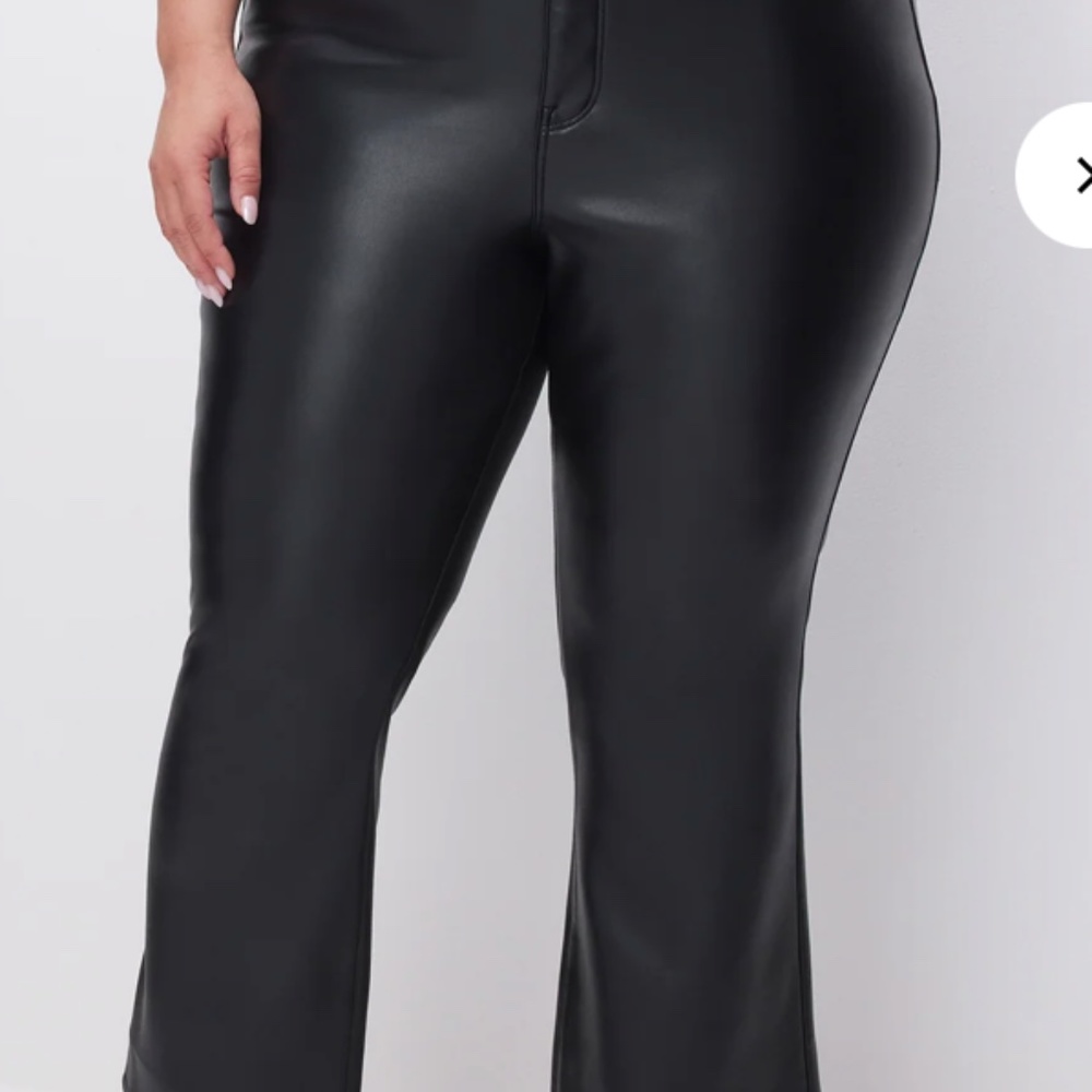 NEVER BEEN WORN GOOD AMERICAN Vegan Leather Pants, Size 16